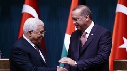 אבו מאזן בירך את ארדואן על ניצחונו בבחירות