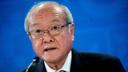 鈴木財相、ウクライナ周辺国に1300億円支援表明