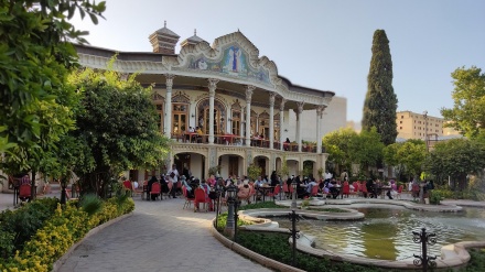 Pallati Shapuri në Shiraz të Iranit/Foto