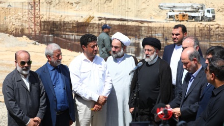  President Raeisi warns Afghanistan over Iran's water share from Hirmand 