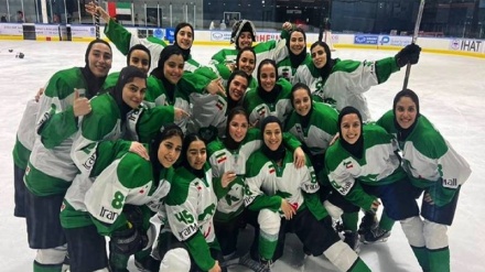 Hokej aziatik mbi akull; Sportistet iraniane shpallen nënkampione