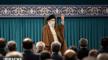 Xarici Koon Vəzərotxonə məsulon de İnğılobi Rəhbəri vindemon kardəşone.