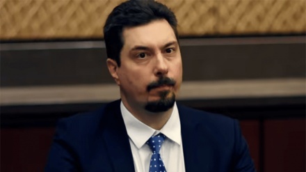 रिश्वत लेने का आरोप यूक्रेन के चीफ़ जस्टिस बर्ख़ास्त