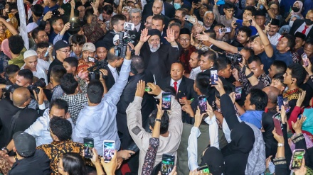 Iran/Indonésie: Téhéran défie les sanctions américaines