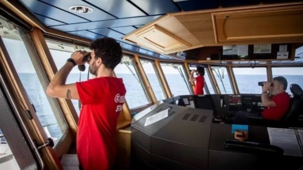 Boat carrying 500 asylum seekers disappears in Mediterranean Sea 