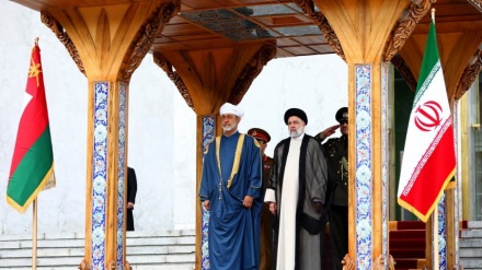 קבלת פנים רשמית לכבוד סולטן עומאן בארמון סאדבאד בטהרן