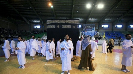 Sebelum ke Tanah Suci, Warga Hamedan Ikuti Latihan Manasik Haji (1)