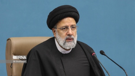 Rəyisi: de mısılmon və hamsuyə kişvəron rabitəon zumandətiro devlət məsuliyətış heste ki İslomi İnğilobi Yolə Rəhbəri əmron təğib bıkon.