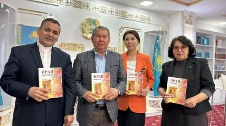 Астанада «Иран өнерінің тарихы» кітабының қазақ тіліндегі аудармасы таныстырылды