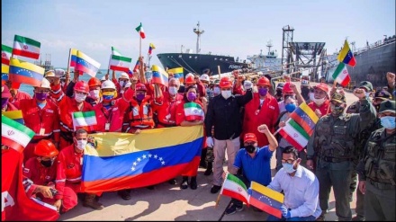 Téhéran et Caracas donnent un nouvel élan à leurs relations
