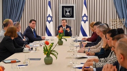 המחנה הממלכתי על השיחות בבית הרצוג: אין כל הסכמות