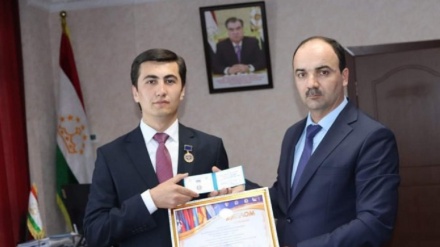 Дурахшиши донишҷӯи тоҷик дар мусобиқаи байналмилалӣ