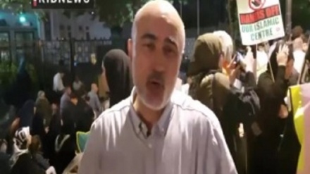 Muslim Inggris Lanjutkan Protes Penangguhan Aktivitas Islamic Center