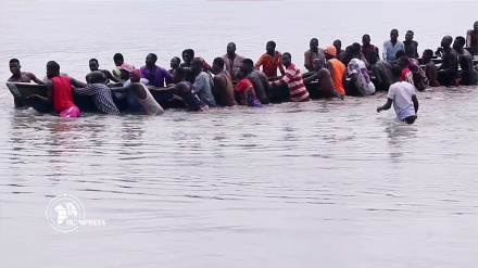 (FOTO) Nigeria, oltre 100 morti in un naufragio