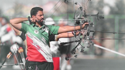 Iranian archer snatches gold medal in Singapore 2023 Asia Cup