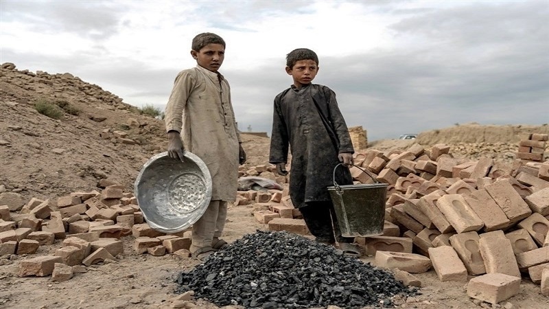 طالبان، کار کودکان را در معدن ممنوع کرد