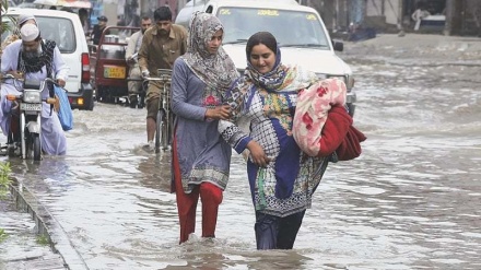 פקיסטן: לפחות 25 הרוגים וכ-145 פצועים מקריסת בניינים בשל גשמים כבדים