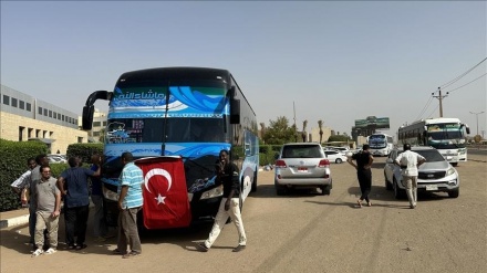 Türkiye Sudan'dan 2 bini aşkın kişiyi tahliye etti
