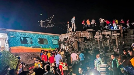  افزایش شمار جان‌باختگان برخورد ۲ قطار در شرق هند به ۲۰۷ نفر 