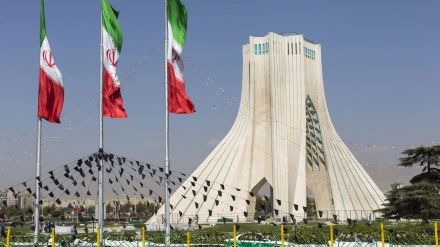 世界銀行が、イラン経済の成長率を2.2%と予測