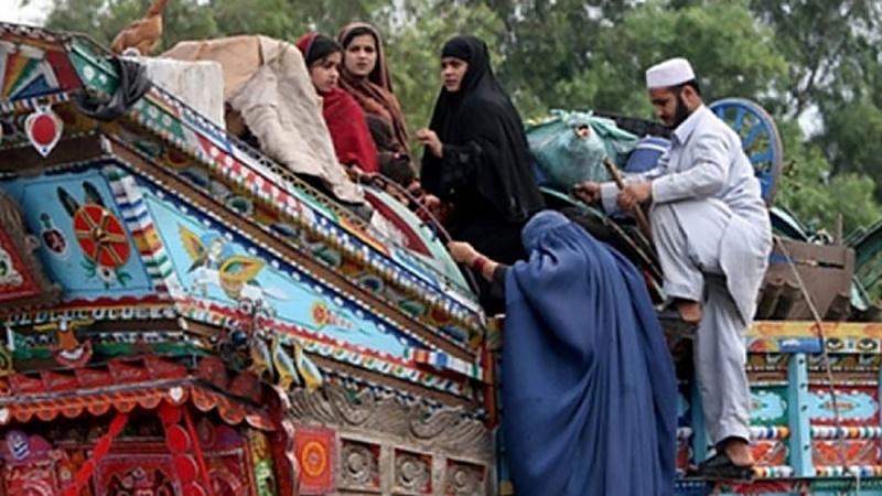 افغانستان: بیش از ۵۰۰ پناهجو طی ۲ روز از پاکستان بازگشته‌اند 