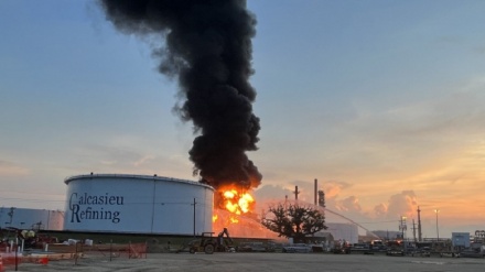 米ルイジアナ州の製油所で火災