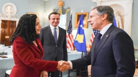 Edhe me Kurtin, edhe me Amerikën – Presidentes i kërkohet të flasë për sanksionet