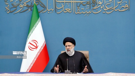 イラン大統領が、イスラム革命の成果の波及を協調