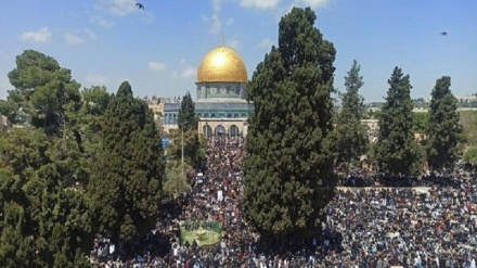 حضور ده‌ها هزار فلسطینی در مسجدالاقصی برای اقامه نماز عید قربان