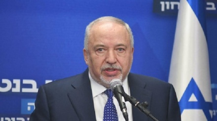 ליברמן: תרגיל מלוכלך של נתניהו, מדובר בפארסה