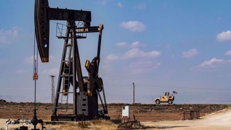 US-Besatzungstruppen schicken 45 Tanker mit syrischem Öl zu Stützpunkten im Irak