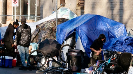 Më shumë se 170,000 njerëz janë të pastrehë në Kaliforni