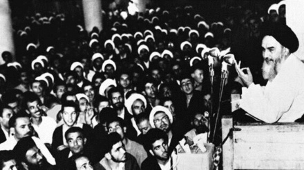 Iran, 60 anni fa, il discorso dell'Imam Khomeini