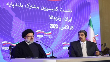 Iran dan Venezuela Tandatangani 19 Dokumen Kerja Sama