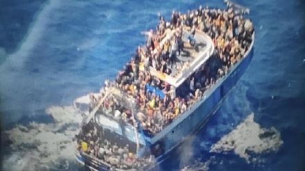 واژگونی قایق مهاجران در سواحل یونان با ده‌ها کشته