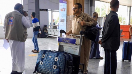 Le premier avion des pèlerins yéménites quitte Sanaa pour La Mecque