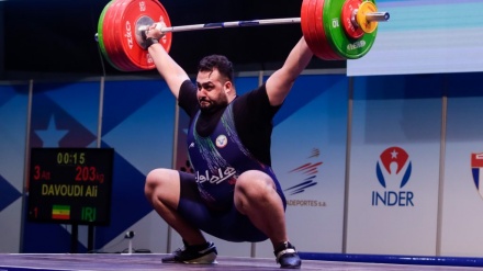 Gara e Çmimit të Madh të Kubës në peshëngritje; Tre medalje të arta për  sportistin e peshës super të rëndë të Iranit