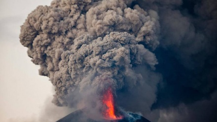 (VIDEO) Guatemala, la spettacolare eruzione del vulcano Fuego