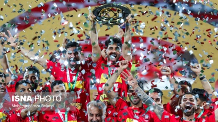Festa e Perspolis pas fitores në finalen e kupës së Iranit