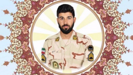 Iranian border guard martyred by terrorists in Sistan and Baluchestan Province 