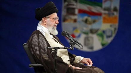 イラン最高指導者が、原子力産業の国産化を強調