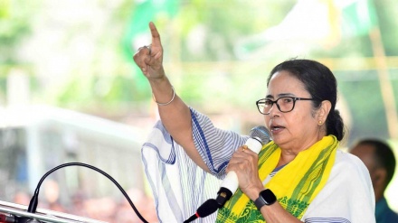 কেন্দ্রীয় সরকারে বিজেপির থাকার আয়ু আর মাত্র ৬ মাস : মমতা বন্দ্যোপাধ্যায়  