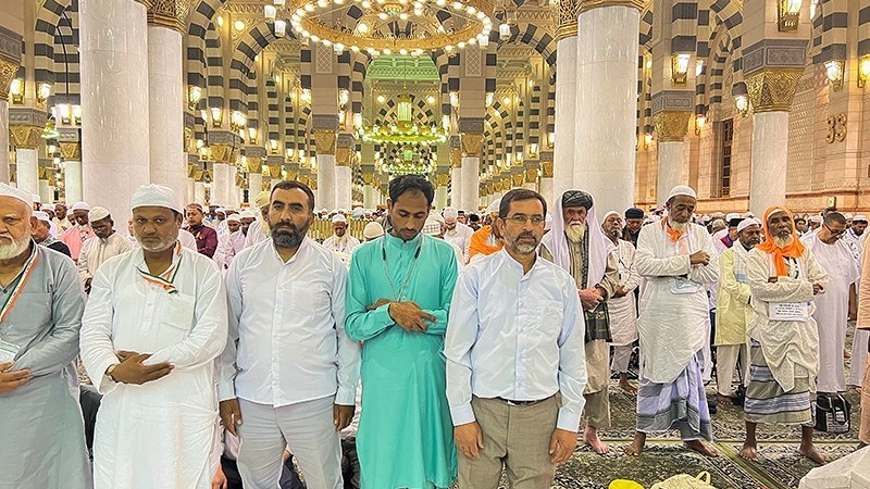 Calon jemaah haji bermazhab Syiah dan Sunni di Madinah, Juni 2023.