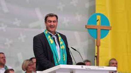 Germania, l’ultradestra in piazza contro i verdi