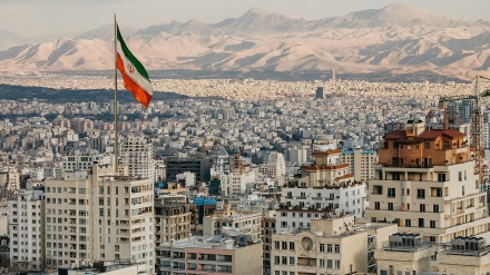 世界銀行、「2022年度第4四半期のイラン成長率は米の５倍」