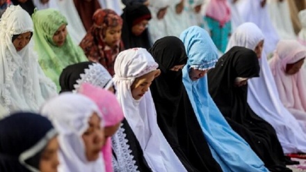イスラム諸国で、犠牲祭の集団礼拝が実施