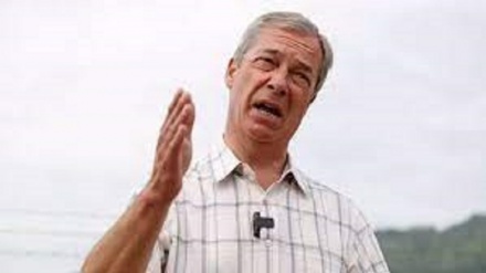 Inghilterra, l’accusa di Farage: 'Mi hanno chiuso i conti in banca, forse lascio il Paese'