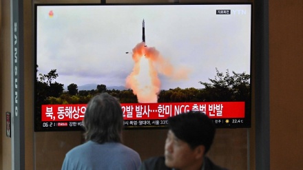 北朝鮮が短距離弾道ミサイル２発発射　５５０キロ飛行