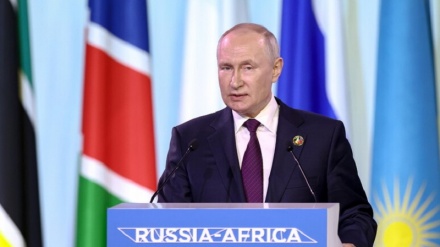 Putin, 'serve un ordine multipolare senza neocolonialismo' 