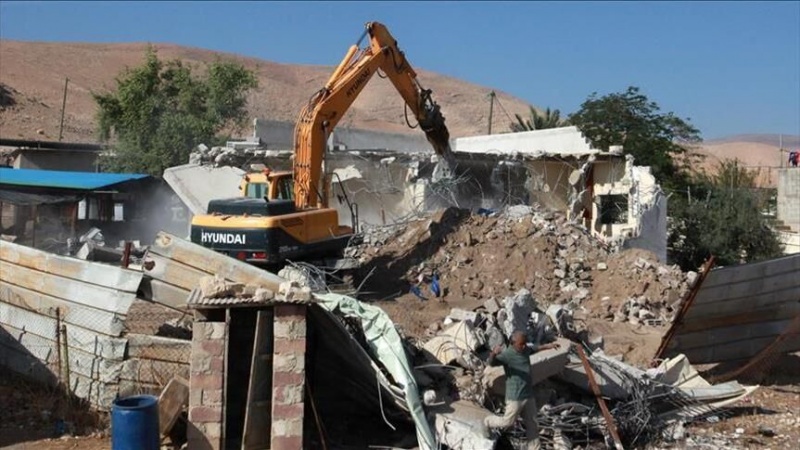 13歳のパレスチナ人捕虜の家屋の破壊